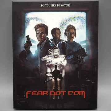Dark Star: Feardotcom Blu-Ray cover featuring intense characters and eerie imagery from the horror thriller film.