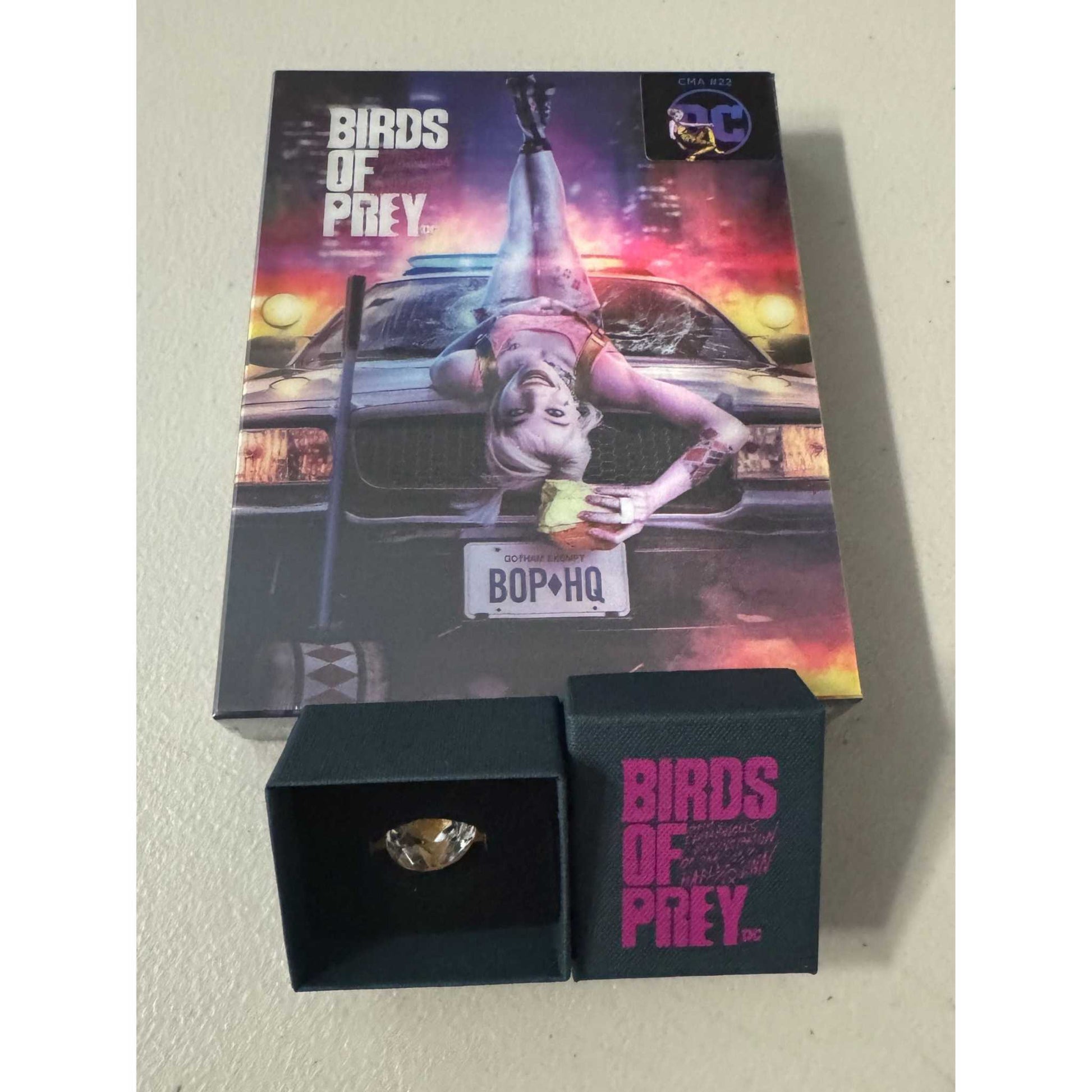 Birds of Prey 4K UHD lenticular full slip steelbook with collector's booklet, postcards, and ring gift.