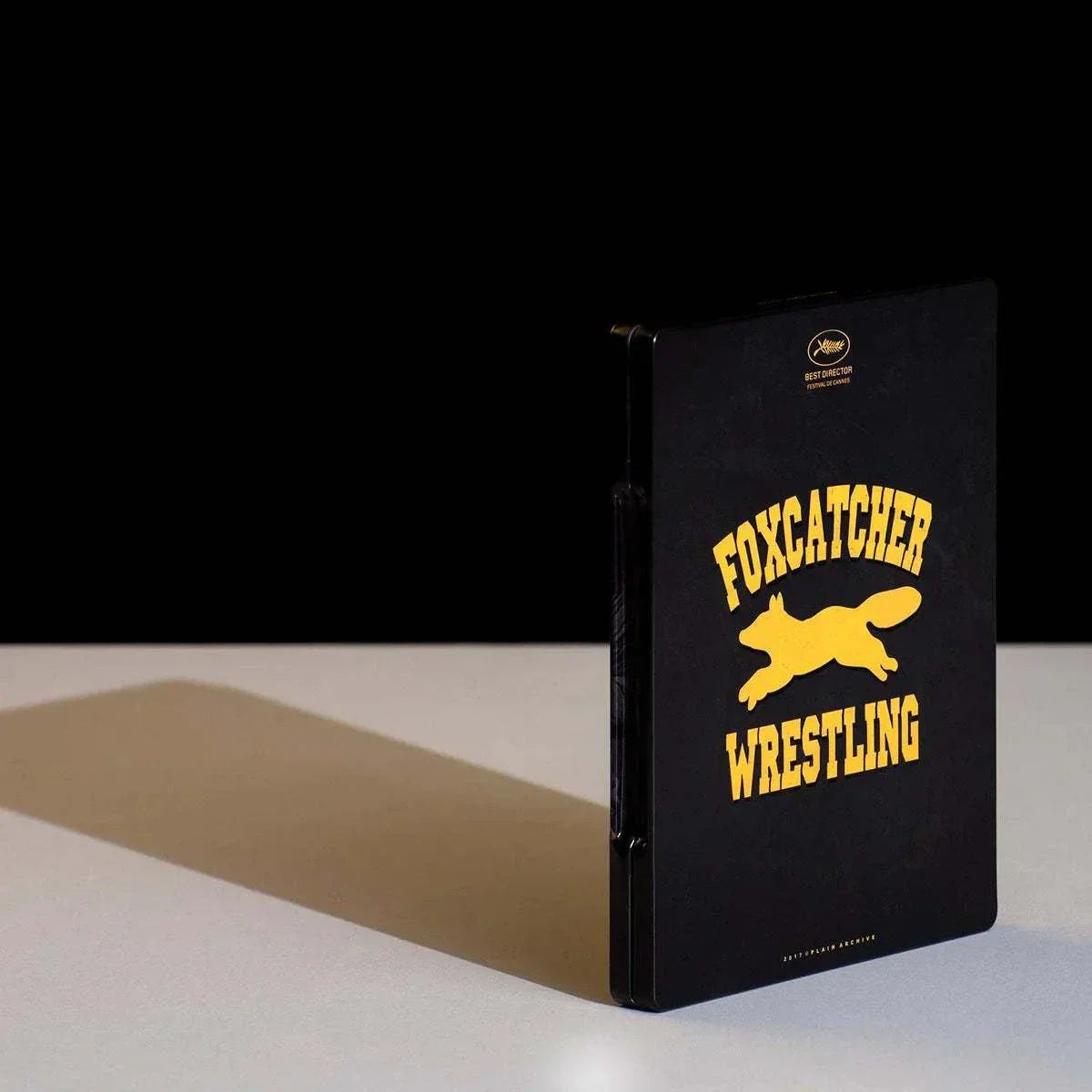 Foxcatcher Deluxe Box Blu-ray Steelbook with exclusive artwork and collectible items from Plain Archive