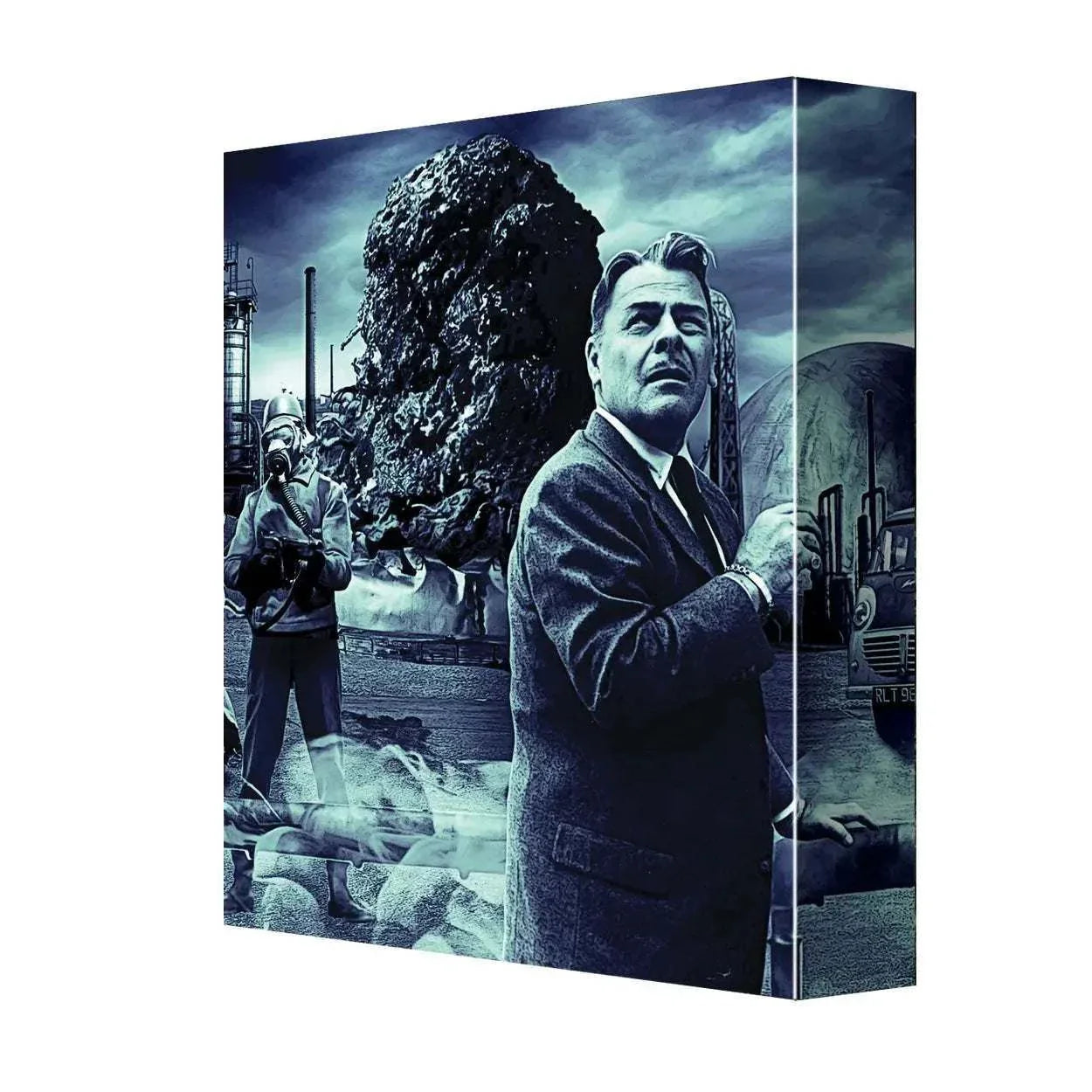 Quatermass 2 Limited Collectors Edition 4K Ultra HD and Blu-Ray slipcase with vintage sci-fi artwork and alien invasion theme
